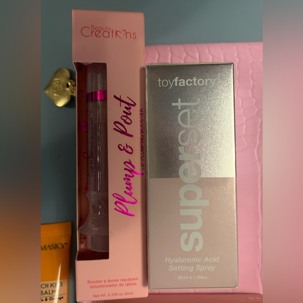 🌟9 Piece makeup bundle🌟 - Picture 5 of 7